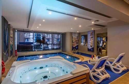 Al-Hamra'a Hotel | 100 m² Hotel ∙ 127 guests