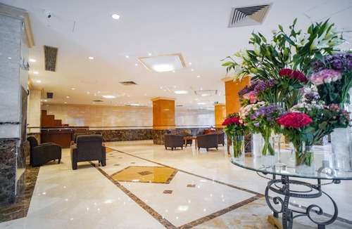 Al Aziziyah Hotel | 100 m² Hotel ∙ 5 bedrooms ∙ 15 guests