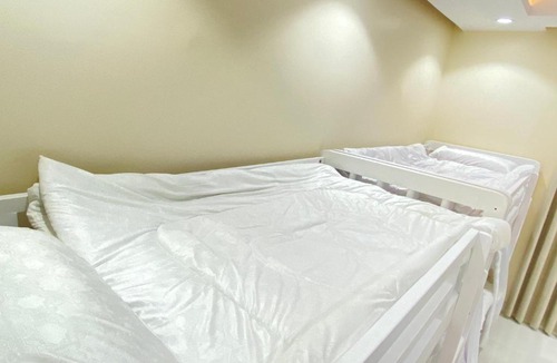 Sari Street Hostel | 12H Hostel JED سكن مشترك للسياح فقط