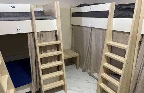 Al Olaya District Hostel | 12H Olya سكن سواقين فقط