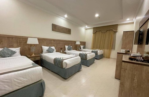 Mecca Hotel | 16 m² Hotel ∙ 5 guests