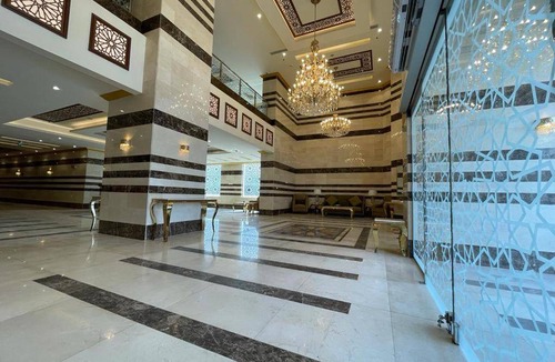 Mecca Hotel | 16 m² Hotel ∙ 5 guests