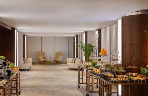 Al Bawadi Hotel | 195 m² Hotel ∙ 127 guests