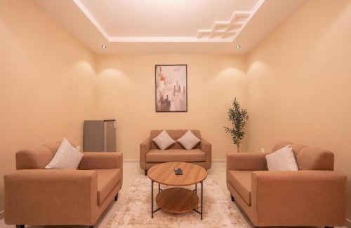 Hera Street Apartment | 1BD with Living room with Free Airport pickup