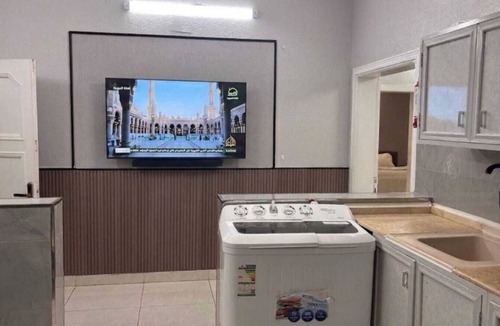 Medina Condo | ​"2-Bedroom Condo in Serene Madinah with Historical Palace & Valley Views"