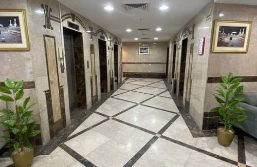 Mecca Hotel | 24 m² Hotel ∙ 5 guests