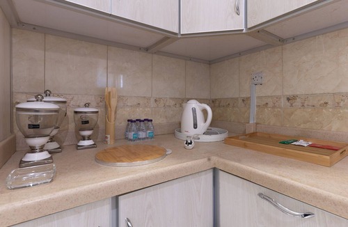 Jeddah Apartment | 3-BR apart. in Al Marwa/10 Mins away from Airport