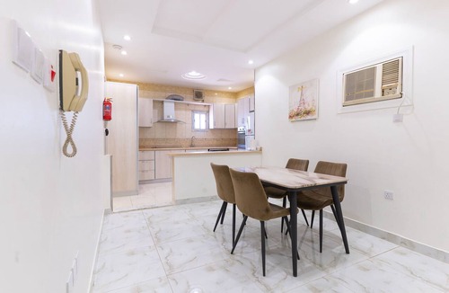 Jeddah Apartment | 3-BR apart. in Al Marwa/10 Mins away from Airport