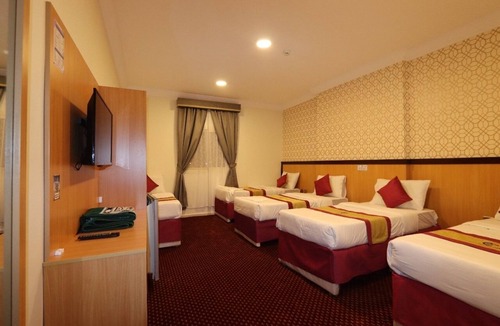 Al Aziziyah Hotel | Aayan Al Barakah