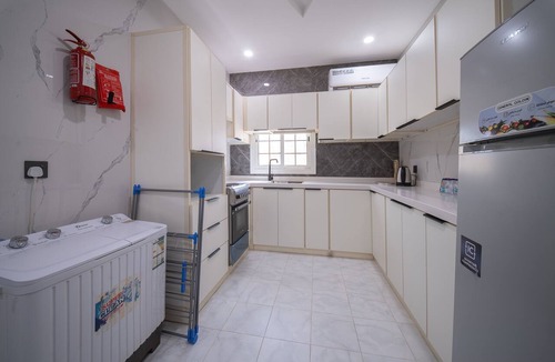 Jeddah Apartment | Al Marwa/10 Mins. away from the Train Station!
