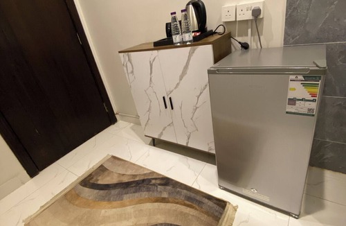 As Salamah Apartment | Al Salam Spacious Bedroom j7