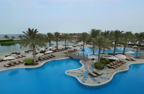 Sitra Resort | AlBander Hotel & Resort