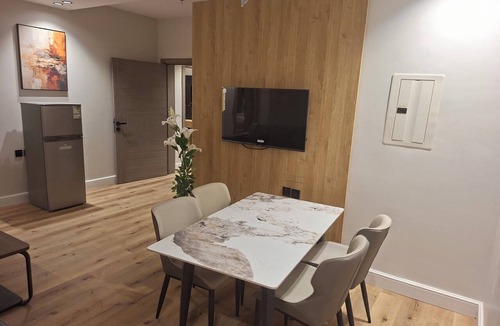 Hera Street Apartment | AreenPlaza