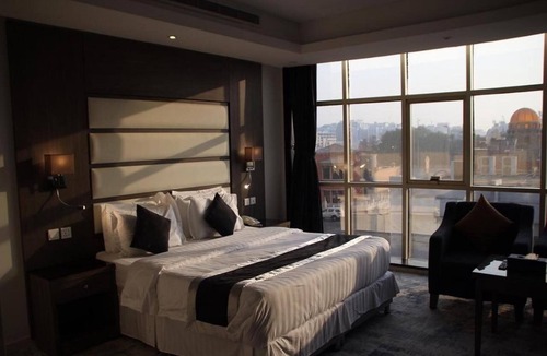 Al-Hamra'a Hotel | Asal Al Rimal Hotel For Hotel Service