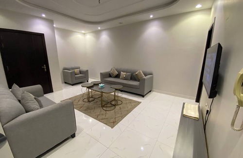 Al Kura Apartment | Avenor Apartments J6 – 3-Bedroom Apartment with Living Room, Kitchen & 2 Bathrooms | Al Hamdaniyah