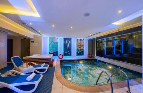 Al-Hamra'a Hotel | Blue Diamond Hotel Jeddah