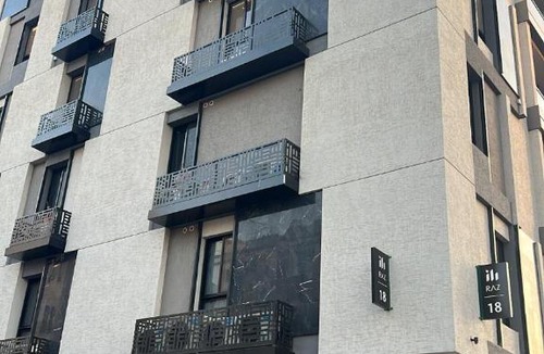 Sari Street Apartment | Bohemian apartment with private parking and self check-in
