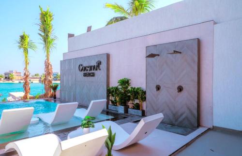 Durrat Al-Arous Resort | CoConut Beach For family