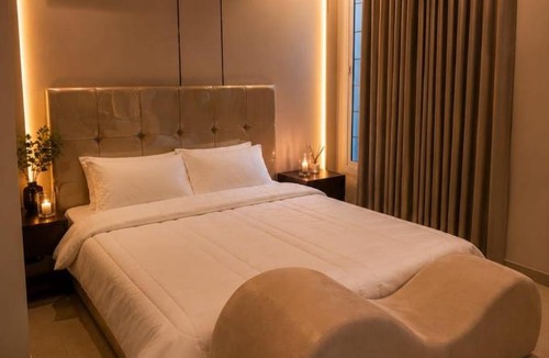 Al Kura Apartment | Couple Stay
