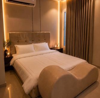 Al Kura Apartment | Couple Stay