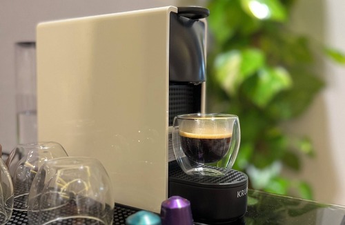 Riyadh Apartment | Cozy 1-bedroom apartment in Almlaqa Riyadh with coffee bar