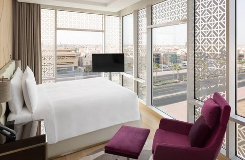 Jeddah Hotel | Crowne Plaza Jeddah Al Salam
