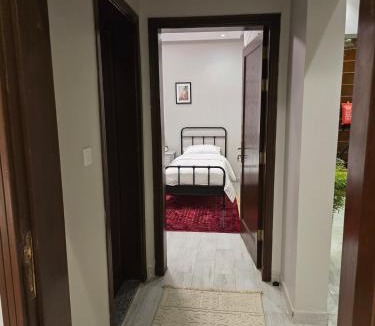 Al-Hamra'a Apartment | Elegant & Comfortable Stay Near the Airport