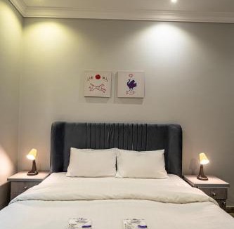 Dammam Apartment | Elegant Studio H11
