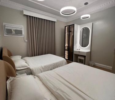 Al Bawadi Apartment | Family Retreat, Sea Breeze