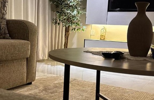 Al Kura Apartment | glamour apartment