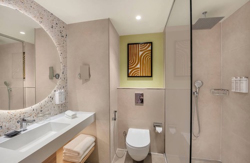 Jeddah Hotel | Hampton By Hilton Jeddah Souq7