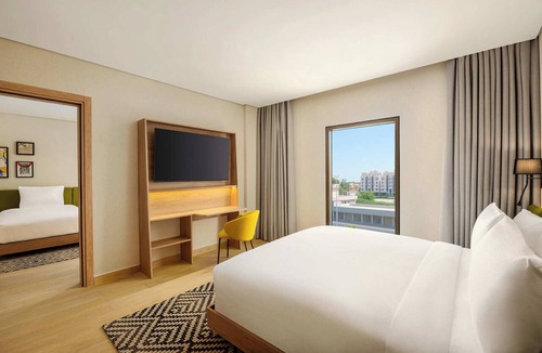 Jeddah Hotel | Hampton By Hilton Jeddah Souq7
