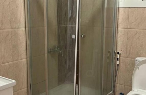 Al Kura Apartment | hostel in Obhur