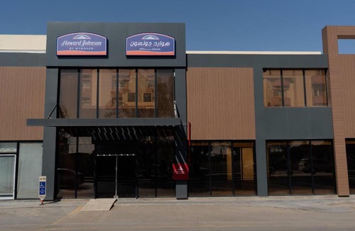 Riyadh Hotel | Howard Johnson by Wyndham Riyadh Al Nasiriyah