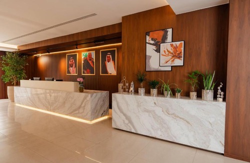 Riyadh Hotel | Howard Johnson by Wyndham Riyadh Al Nasiriyah