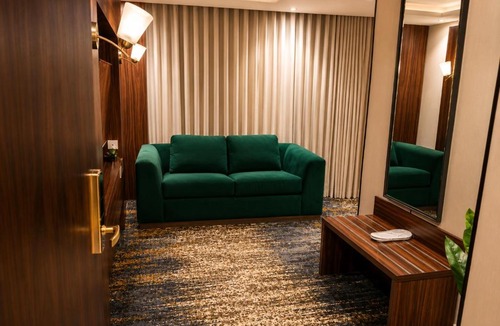 Al-Hamra'a Hotel | IQ Hotel alhamra فندق اي كيو الحمراء