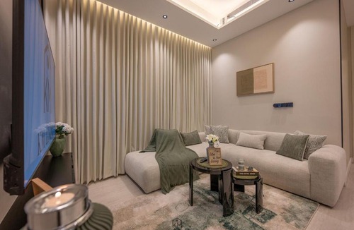 King Abdul Aziz Road Apartment | KM Living Green Crest 2BR Maid King Road
