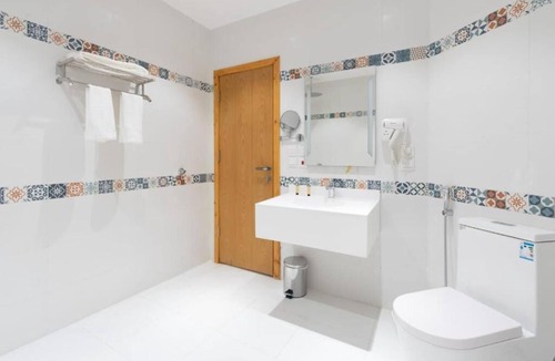 Durrat Al-Arous Hotel | La Fontaine Lagoon Resort