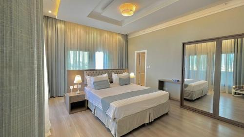 Ash Shati Apartment | Loren Served Apartments AL Coniche