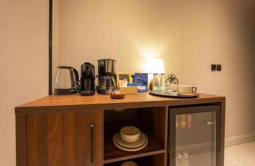 King Abdul Aziz Road Apartment | Luxury Studio King Abdulaziz Road Self Check-In