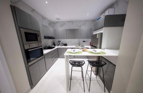 As Salamah Apartment | Luxury two bedroom Apartment As Salamah