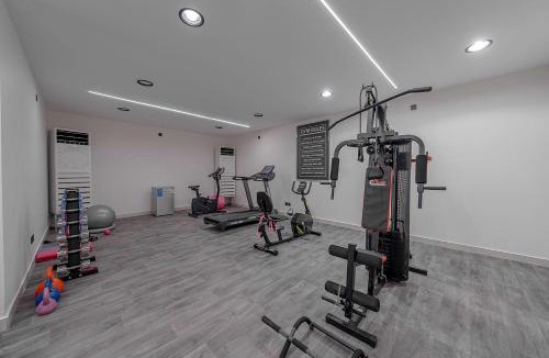 King Abdul Aziz Road Apartment | Mabaat-White Pearl Compound 600 B Villa 18
