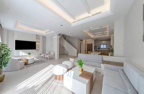 King Abdul Aziz Road Villa | Mabat Jasmin Greek Villa 4BR 583 Villa11