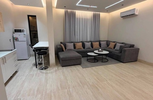 Medina Apartment | Modern and cozy apartment in charming Madinah