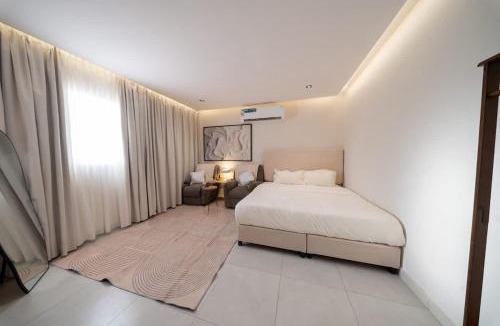 Ghirnatah Apartment | N15 Quiet studio w Lazy Boy chairs Granada