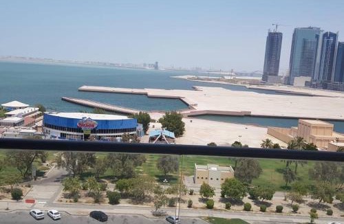 Al Hoora Apartment | New Cozy Sea View Apartment