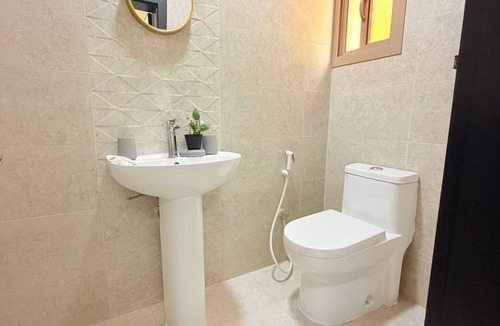 Jannusan Apartment | New, Studio apartment Juffair, behind Oasis Mall