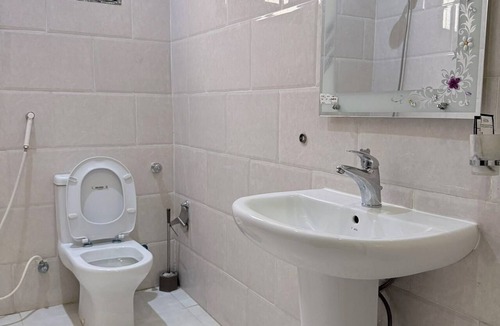 Al Harra Al-Sharqiah Hotel | Nour Al Raqia Suites
