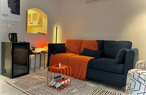 Hera Street Apartment | Orbitnet JEDM2