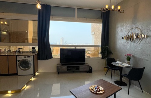 Ash Shati Apartment | Premium Studio Sea View استديو فاخر بإطلالة جزئية